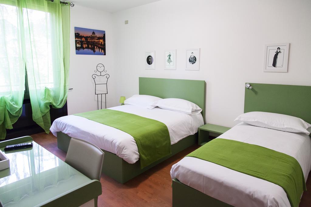 Bed and Breakfast I Salici Basiglio Habitación foto